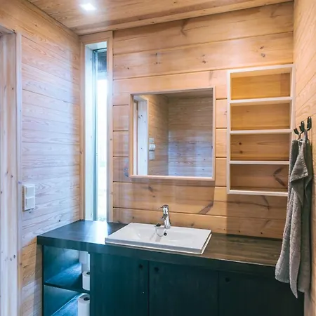Hideout Pine Point Villa *